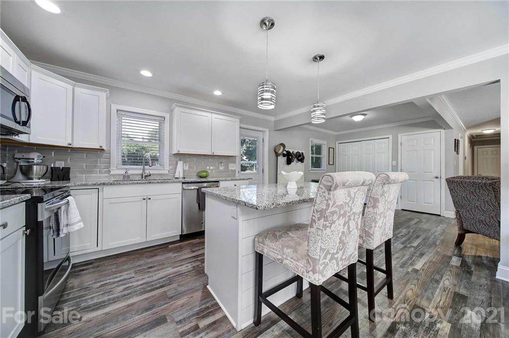 1521 Nicholson Avenue - Photo 1