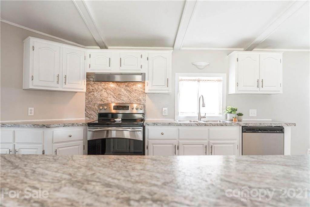 424 Stutts Road - Photo 1