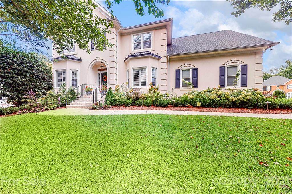 305 Dorsett Downs - Photo 1