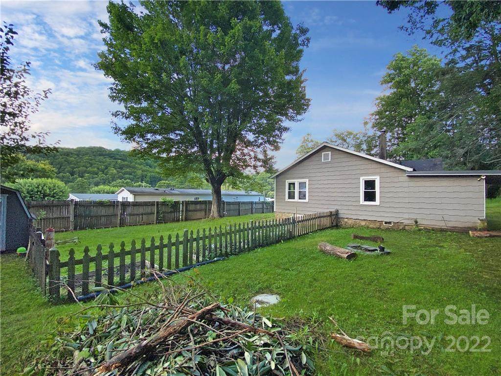 53 Saunooke Road - Photo 1