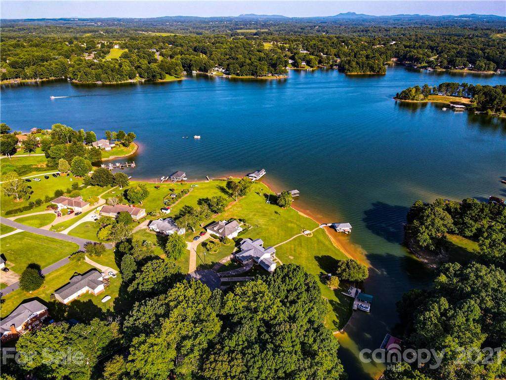 2904 Waterside Drive - Photo 1