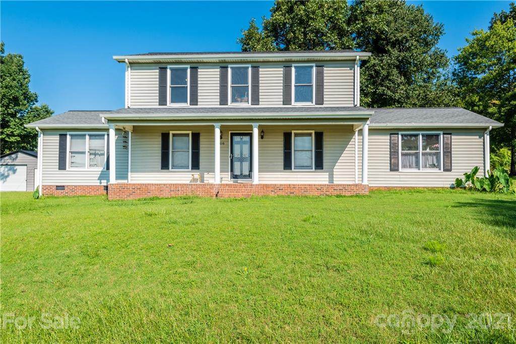 108 Newton Park Drive - Photo 1