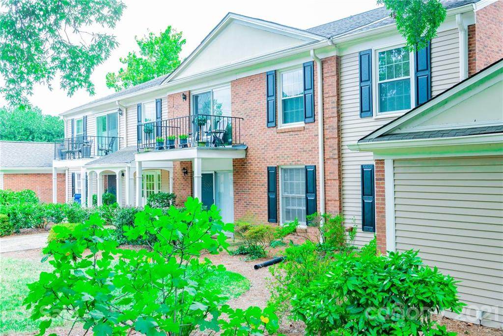 7015 Quail Hill Road - Photo 1