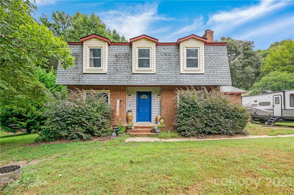 212 Brookside Drive - Photo 1