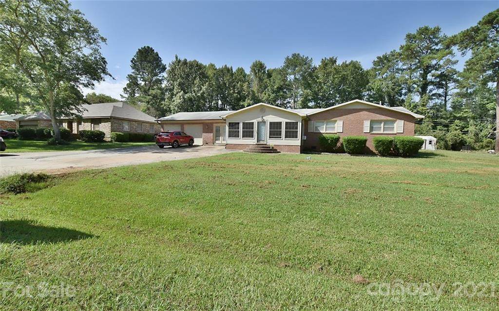 734 Mallory Drive - Photo 1
