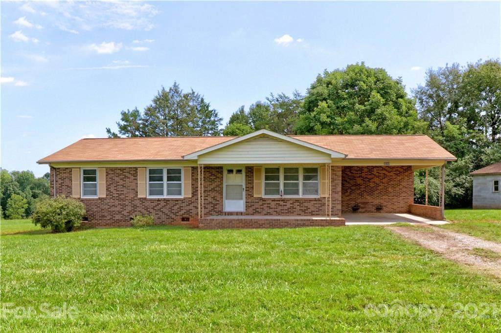 3240 Chipley Ford Road - Photo 1