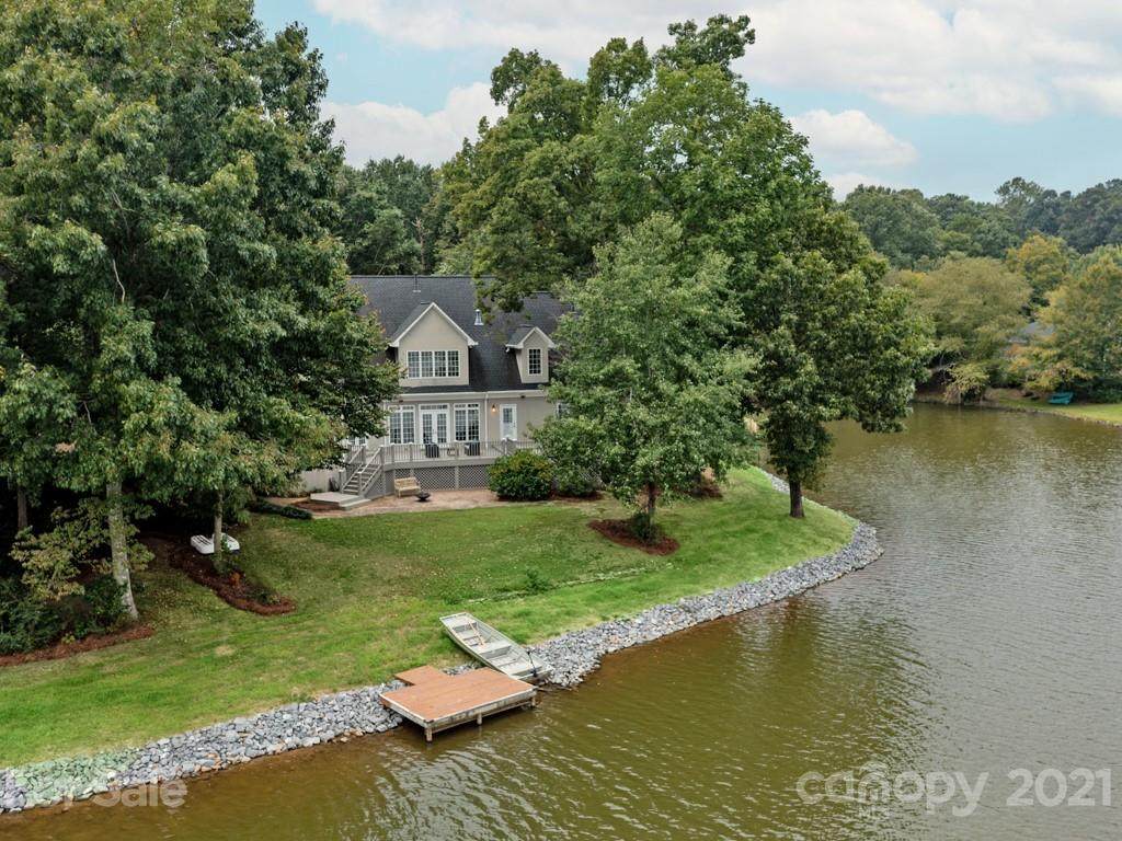 8126 Lake Providence Drive - Photo 1