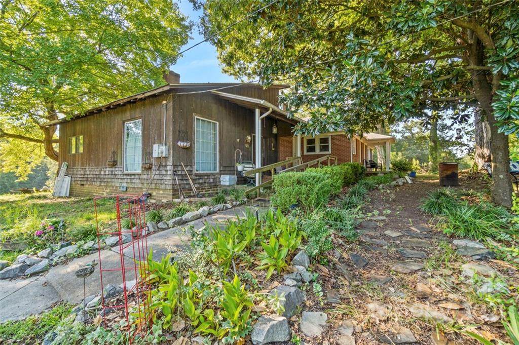4918 Shelley Road - Photo 1