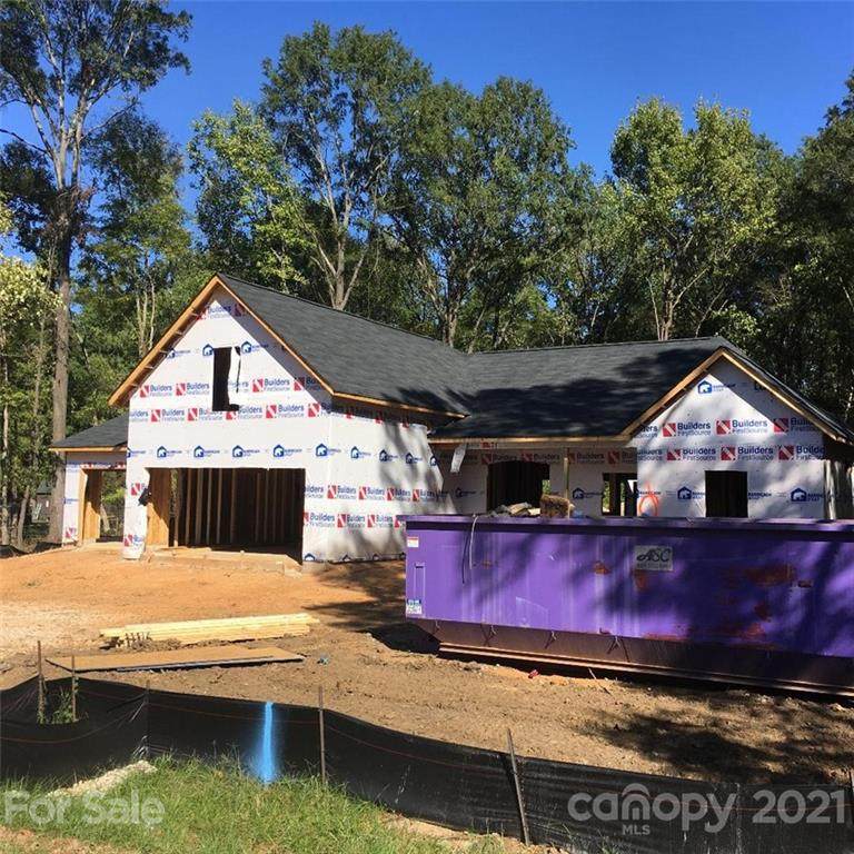 613 Autumn Drive - Photo 1