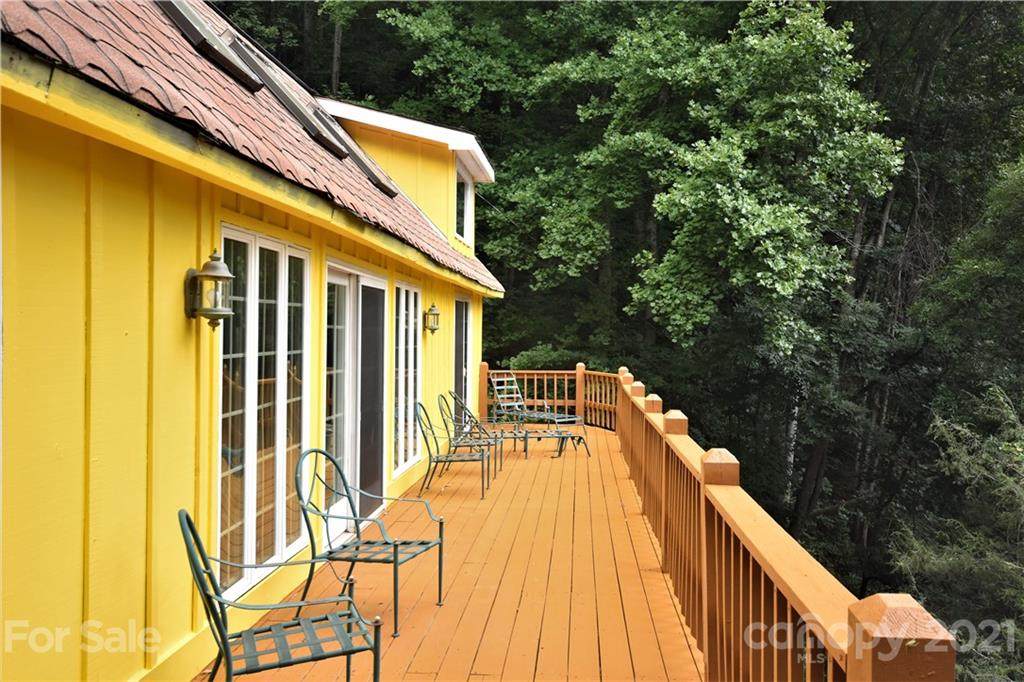 969 Mountain View Drive - Photo 1