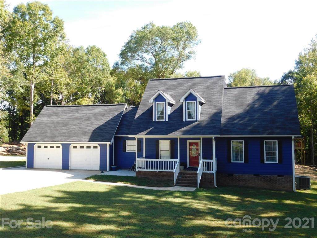 1748 Elmwood Drive - Photo 1