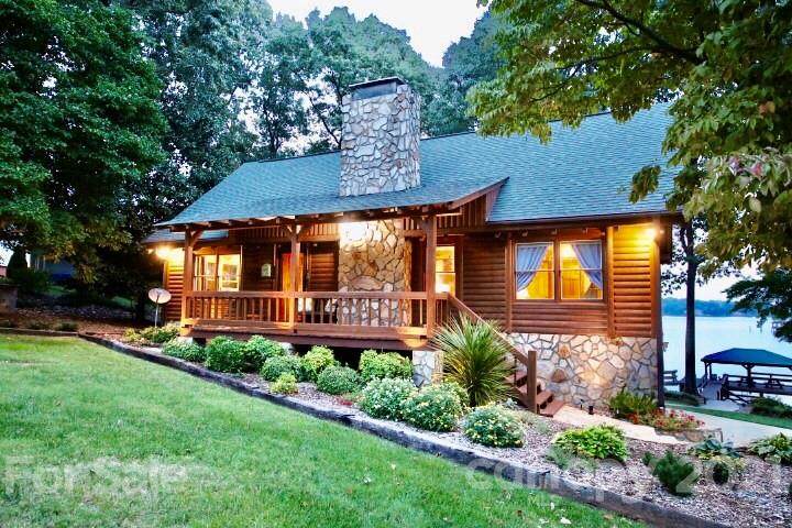3578 Gordon Street - Photo 1