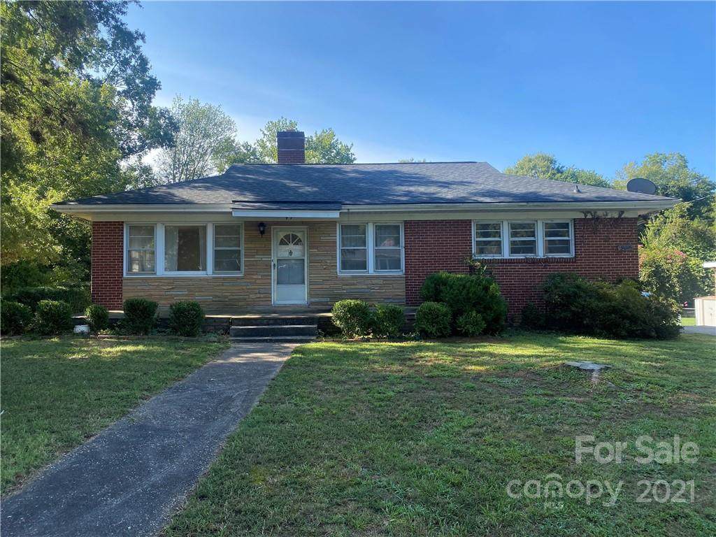 907 Maple Avenue - Photo 1