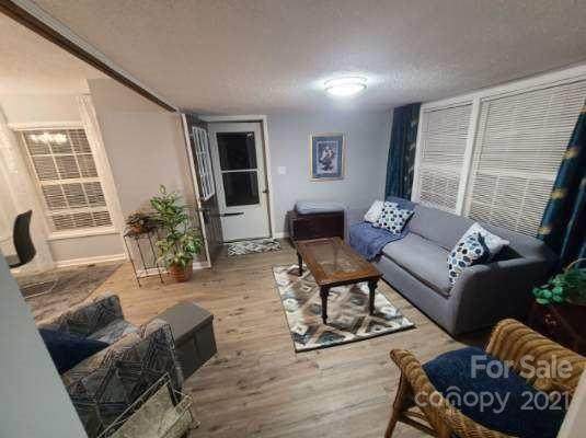 1435 Edgewood Drive - Photo 1