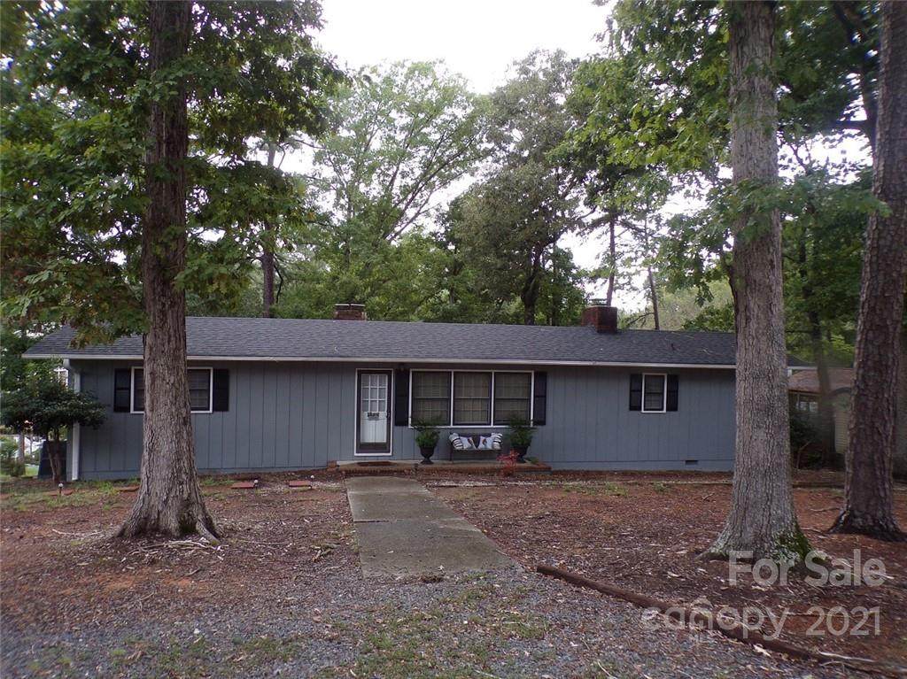 780 Springwood Drive - Photo 1