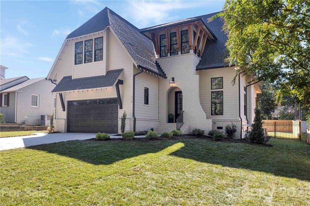 710 Poindexter Drive - Photo 1