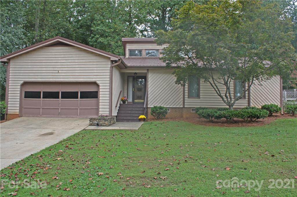 1507 Bellingham Drive - Photo 1