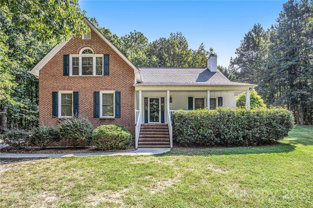105 Midfield Street - Photo 1