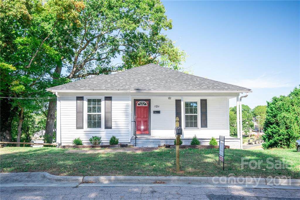 604 Frank Street - Photo 1