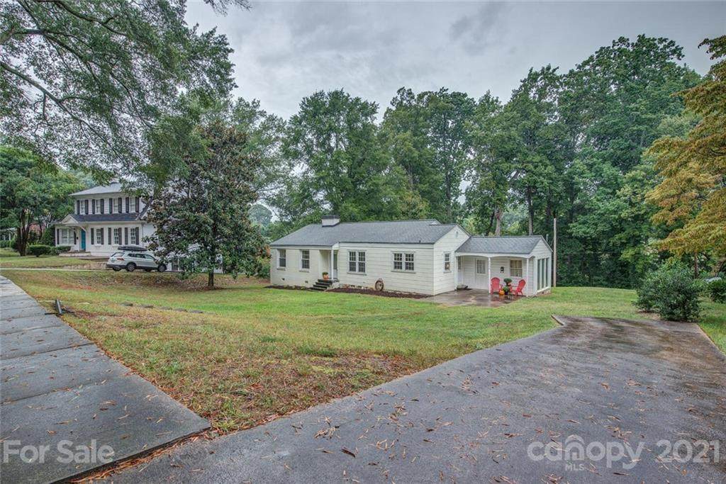 2642 Armstrong Circle - Photo 1