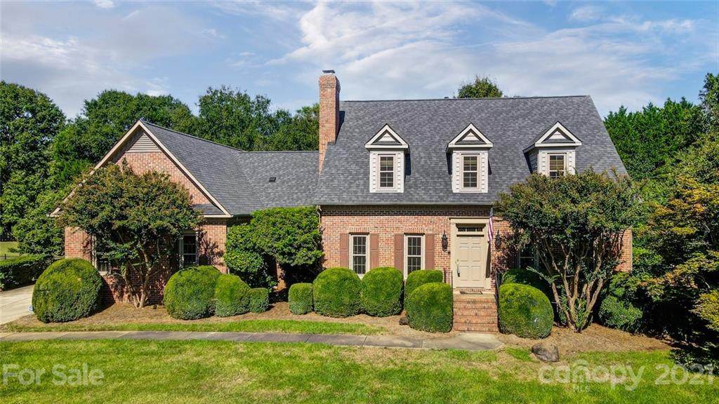 5936 Londonderry Court - Photo 1