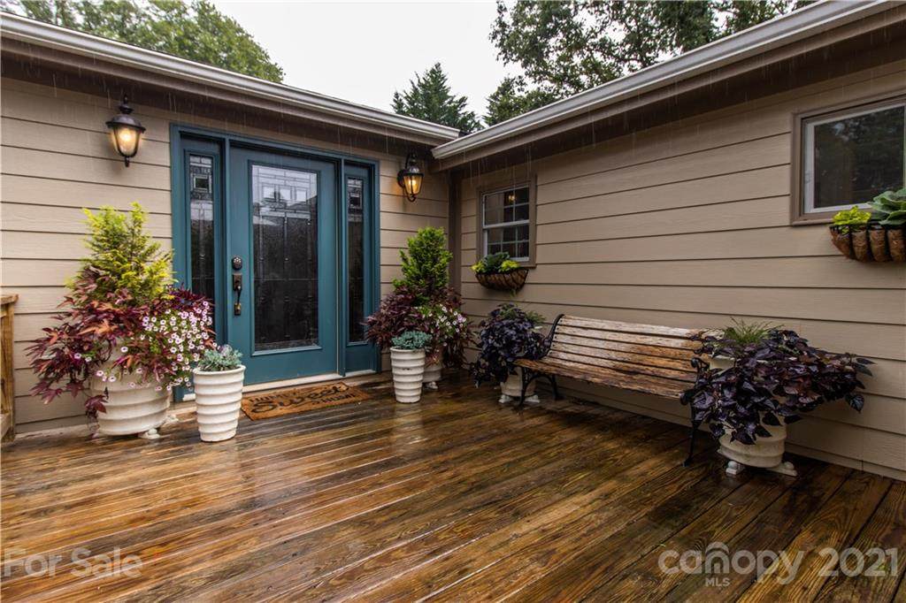 48 Jones Circle - Photo 1