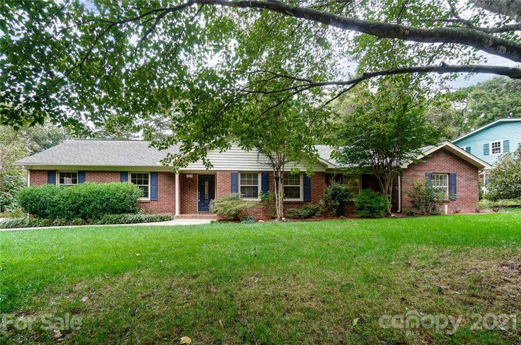 1019 Magnolia Street - Photo 1