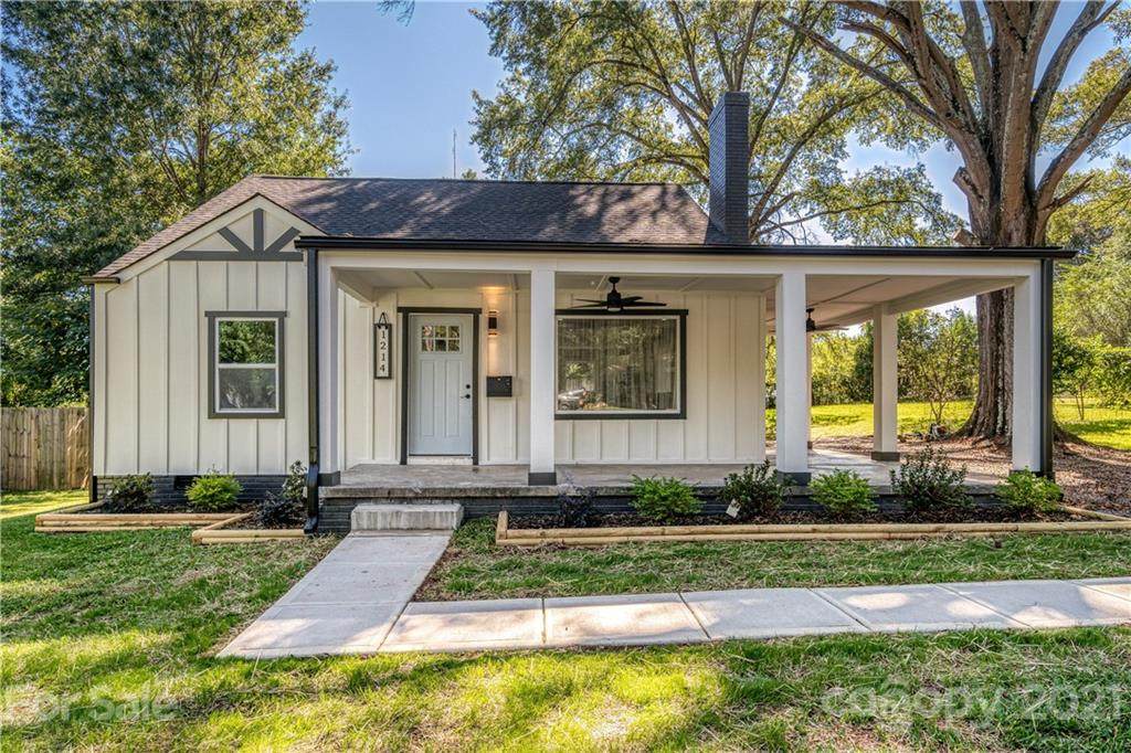 1214 Weldon Avenue - Photo 1