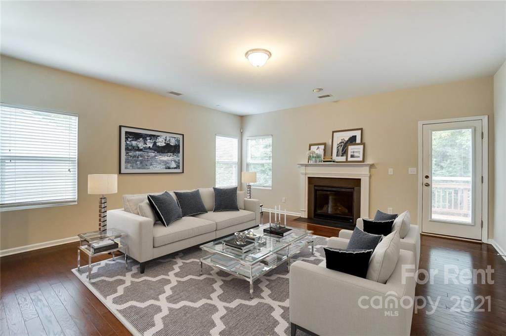 1934 Madeira Circle - Photo 1