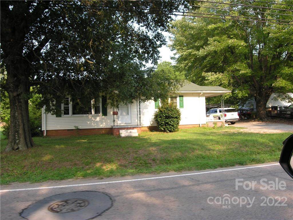 2635 Main Street - Photo 1