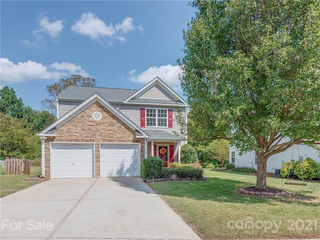 1004 Fort Clapsop Court - Photo 1