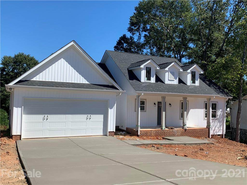 127 Linwood Drive - Photo 1