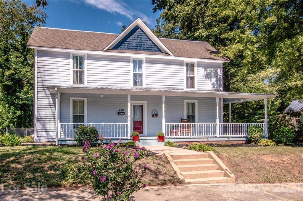 228 Bell Street - Photo 1