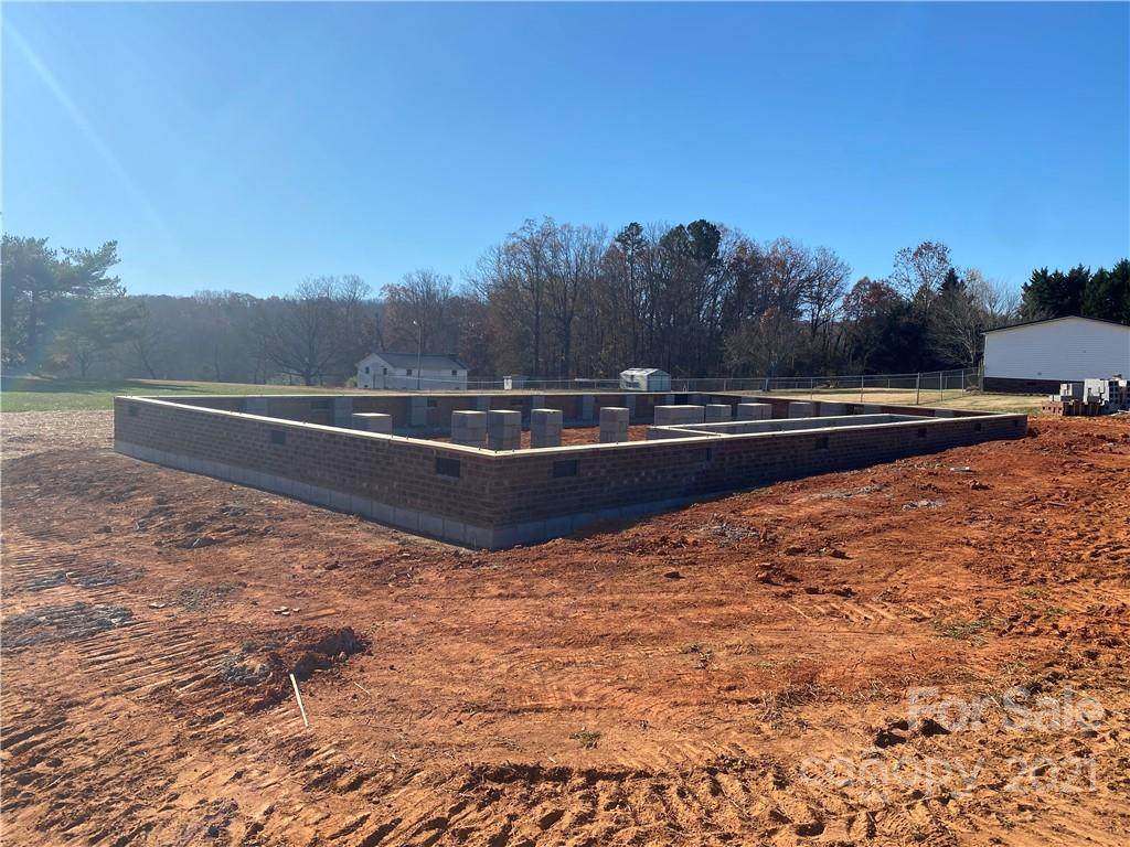 4636 Plateau Road - Photo 1
