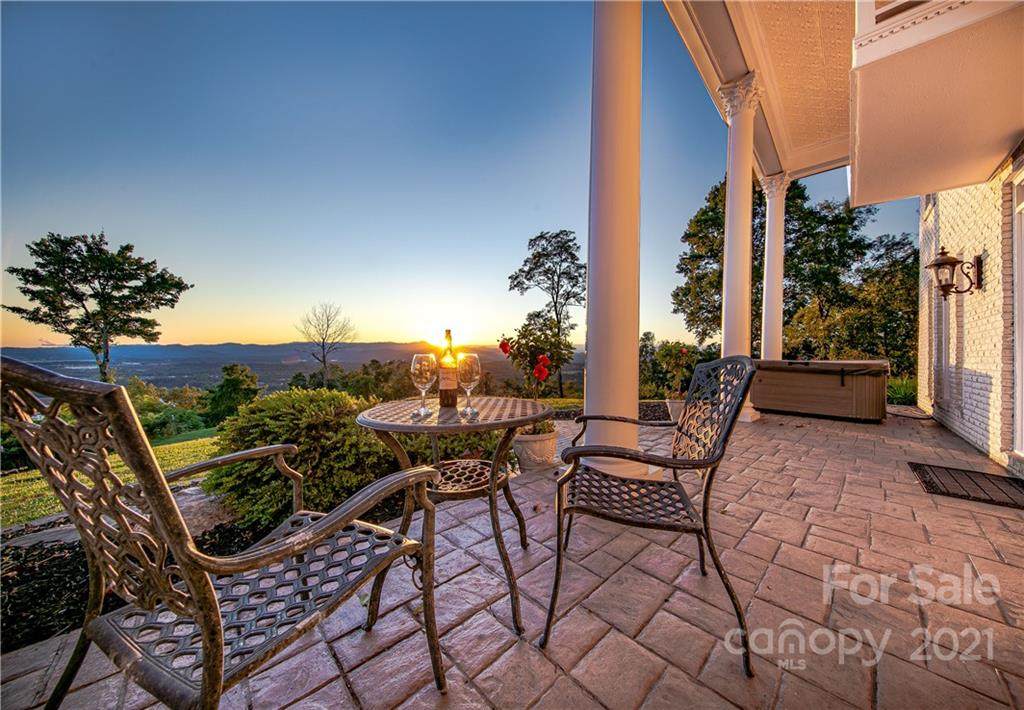 1030 Wing Haven Drive - Photo 1