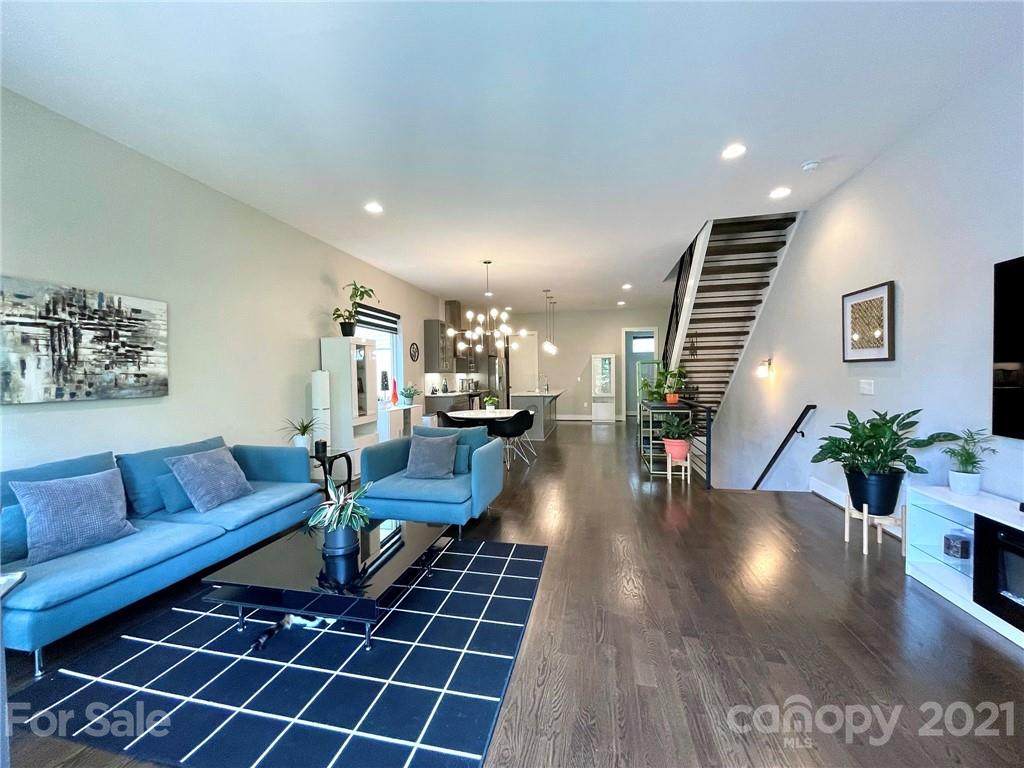 936 Westbrook Drive - Photo 1