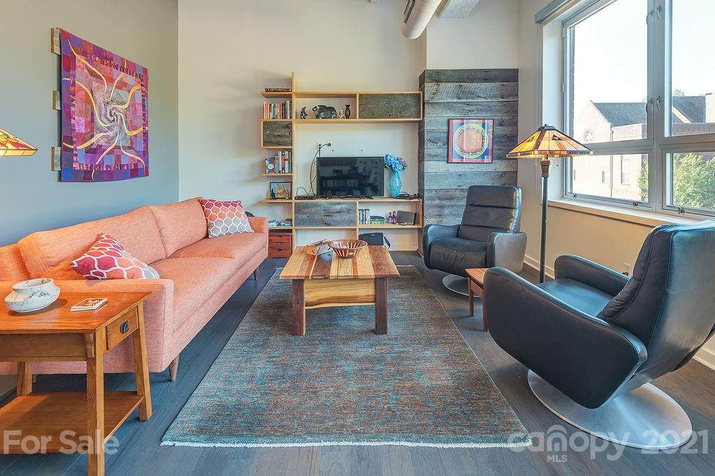 12 Lexington Avenue - Photo 1