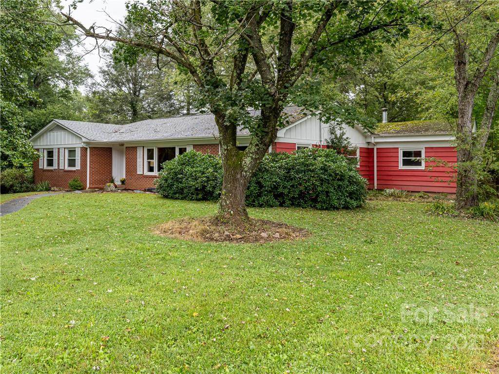5 Crestwood Lane - Photo 1