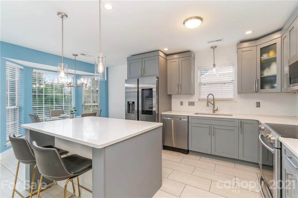 10318 Creswell Court - Photo 1