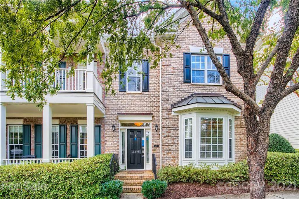 240 Faulkner Way - Photo 1
