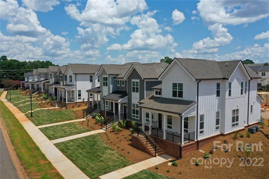 13222 Fairmount Way - Photo 1
