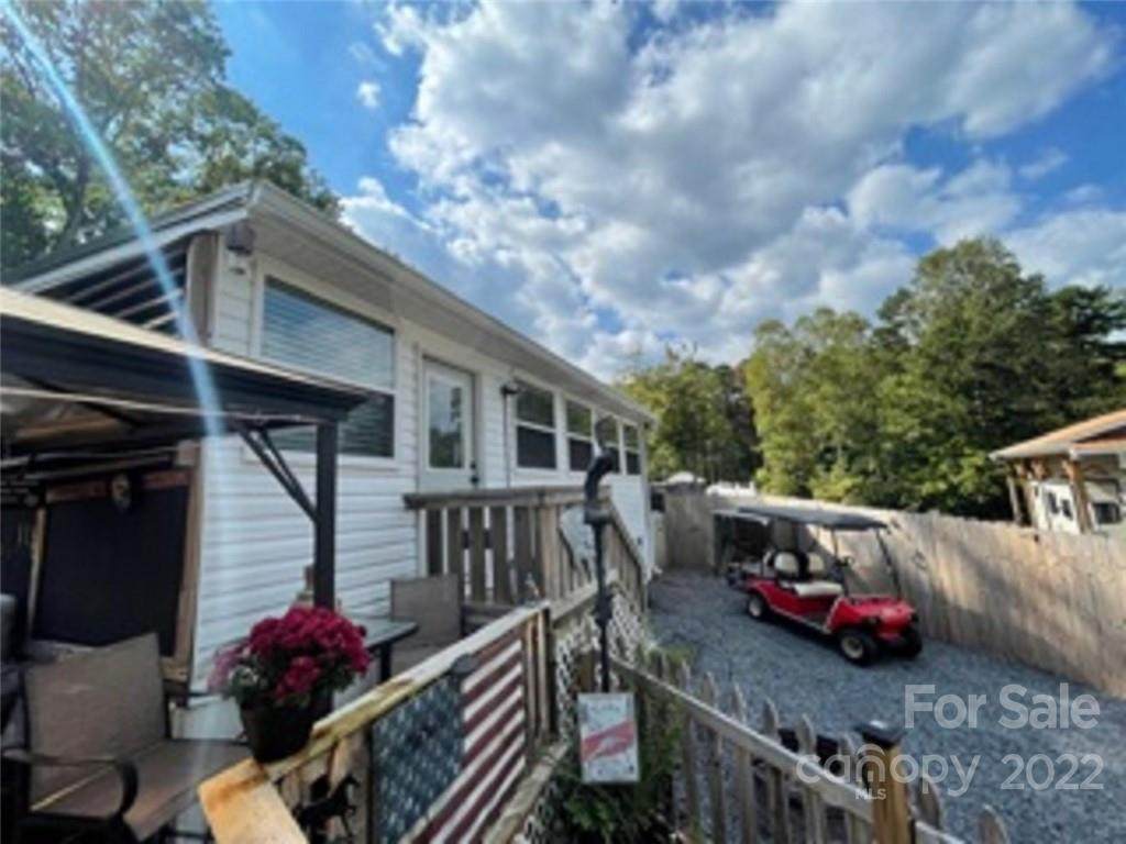 127 Starboard Trail - Photo 1