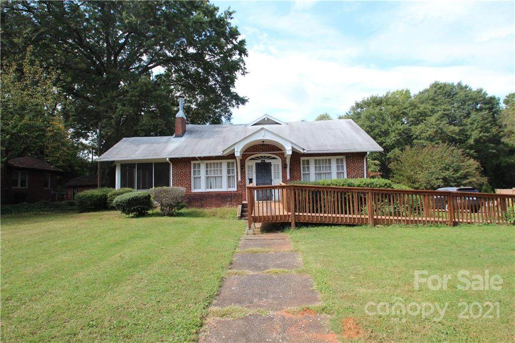 161 Carolina Avenue - Photo 1