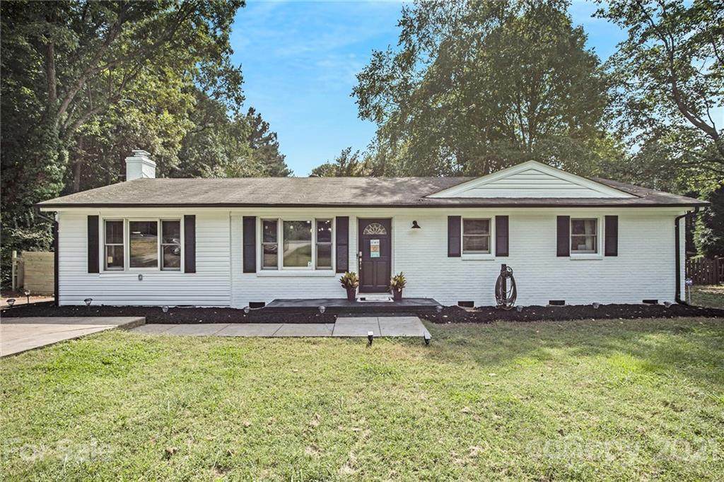 5601 Hucks Road - Photo 1