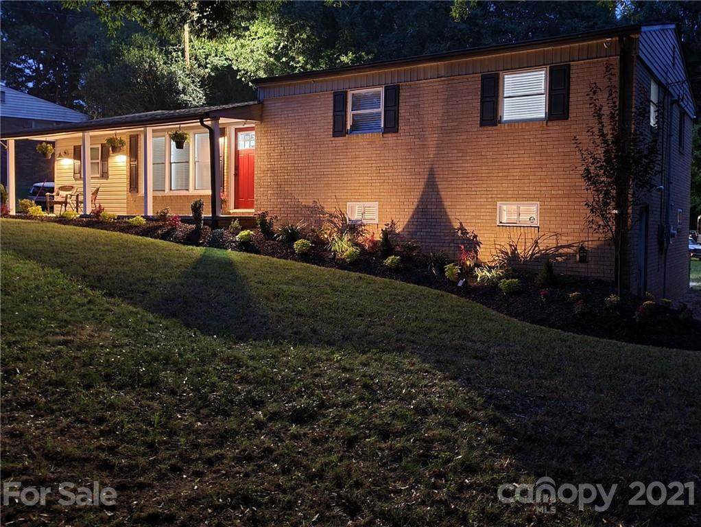 2920 Fallswood Drive - Photo 1