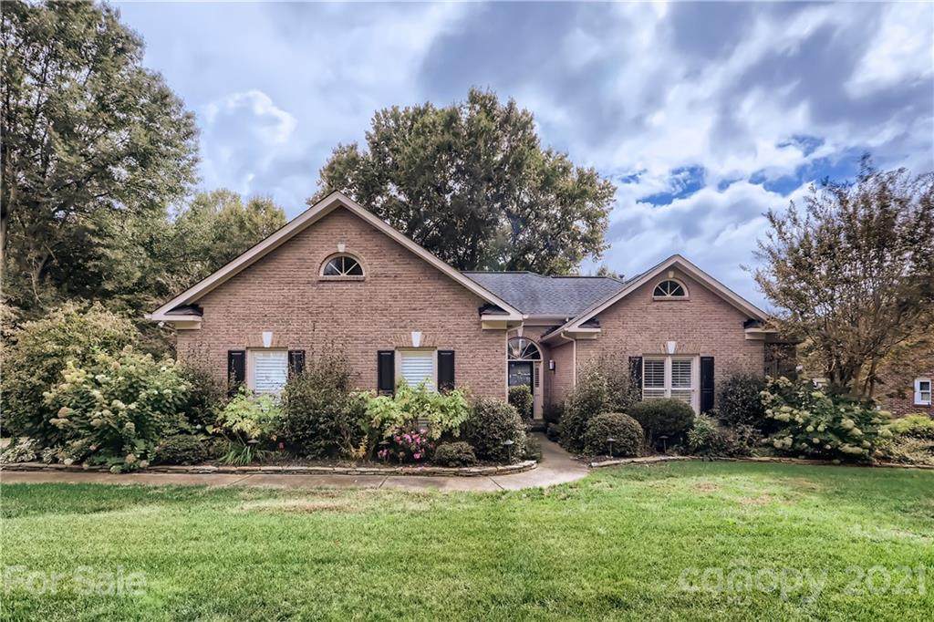 5008 Olde Stone Lane - Photo 1