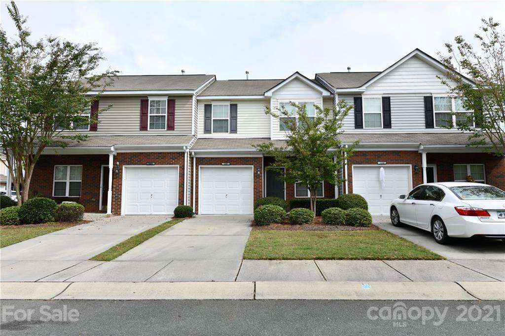 156 Clydesdale Court - Photo 1