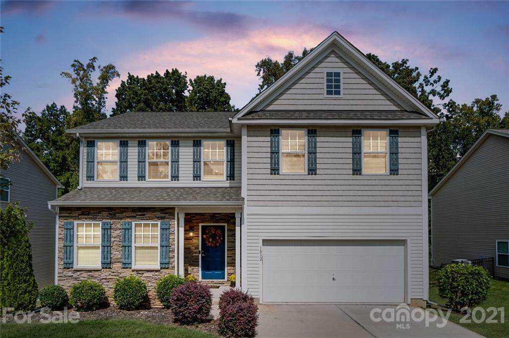 1032 Forbes Road - Photo 1