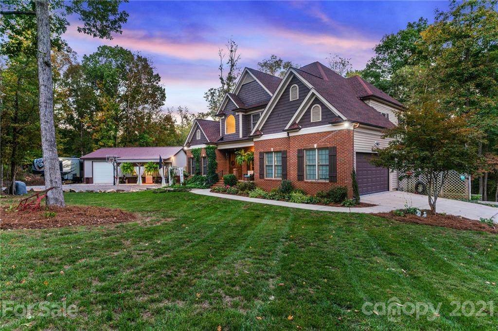 5500 Sheridan Drive - Photo 1
