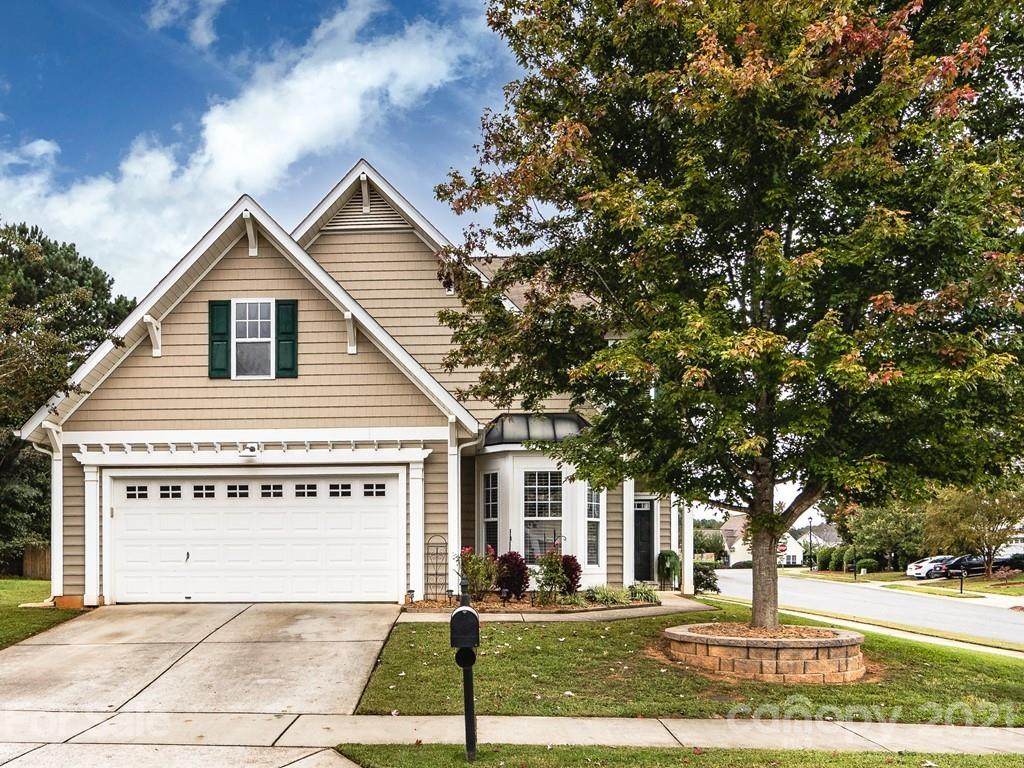523 Sugar Tree Drive - Photo 1